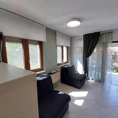 Studio-apartman Serenity With A Pool And A Grill *
