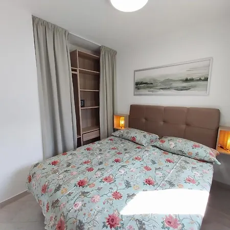 Studio-apartman Serenity With A Pool And A Grill * Нова-Вас