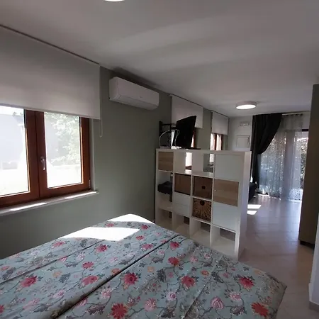 Studio-apartman Serenity With A Pool And A Grill Apartamento Nova Vas (Porec)